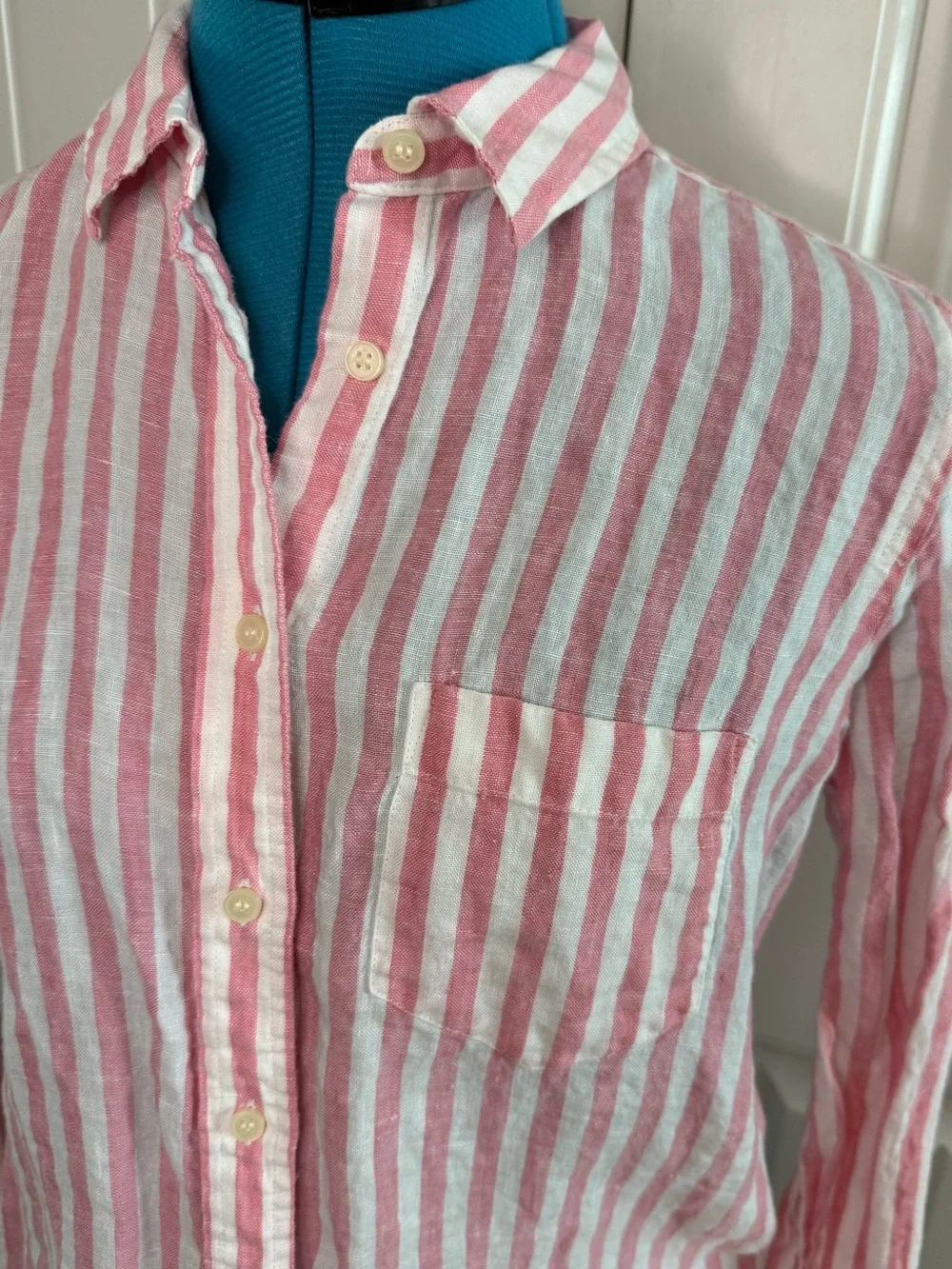 J.Crew Tie-front Linen Button Down Shirt Pink White size 4 EUC